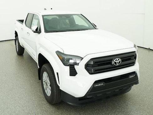 New 2026 Toyota Tacoma SR5 RWD image 3