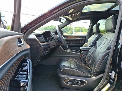 Certified 2021 Jeep Grand Cherokee L Summit w/ Advanced Protech Group IV image 18