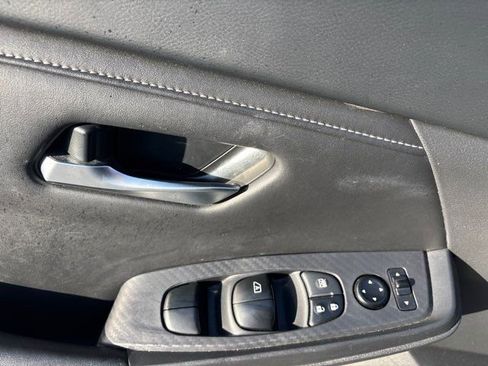 Used 2024 Nissan Sentra SV image 17