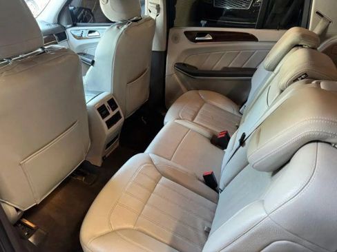 Used 2013 Mercedes-Benz GL 320 BlueTEC 4MATIC image 17