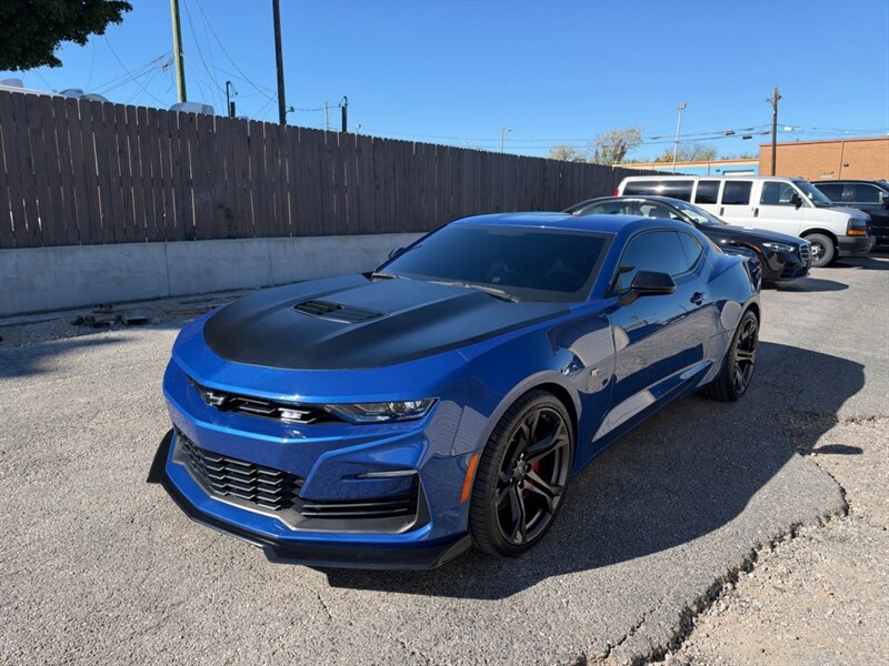 Used 2022 Chevrolet Camaro SS RWD image 6