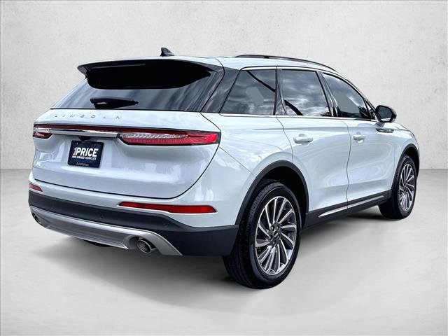 Used 2025 Lincoln Corsair Reserve FWD image 2
