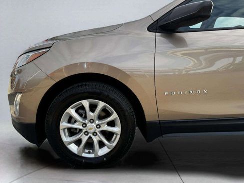 Used 2018 Chevrolet Equinox LS image 56