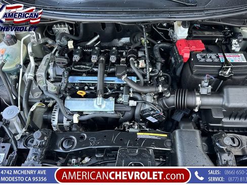 Used 2025 Nissan Versa SV FWD image 24