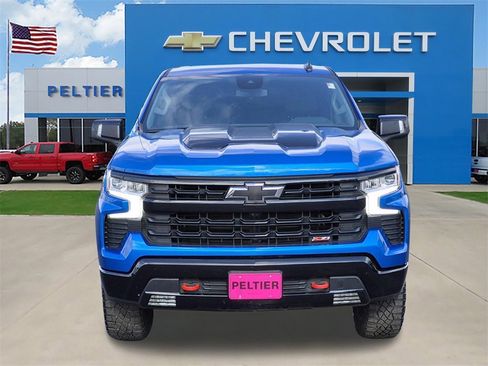 Used 2022 Chevrolet Silverado 1500 LT Trail Boss w/ LT Trail Boss Premium Package image 2