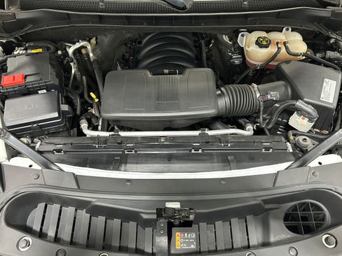 Used 2021 Chevrolet Suburban Z71 AWD/4WD image 19