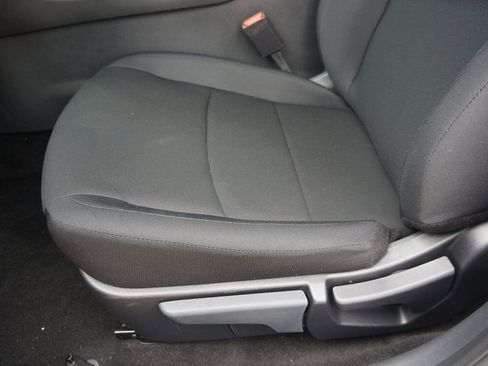 Used 2024 Nissan Sentra S image 29