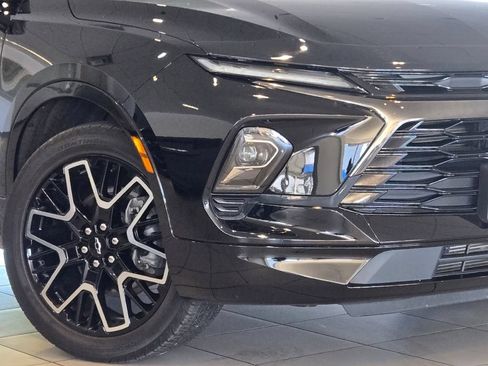 Certified 2024 Chevrolet Blazer RS w/ Driver Confidence II Package AWD/4WD image 2