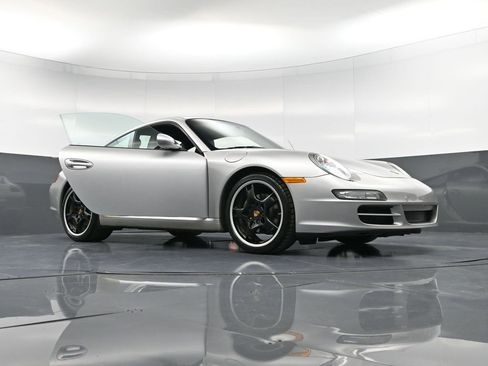 Used 2007 Porsche 911 GT3 RS image 38