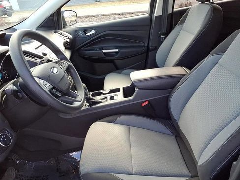 Used 2018 Ford Escape SE image 15
