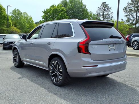 New 2026 Volvo XC90 T8 Plus AWD/4WD image 5