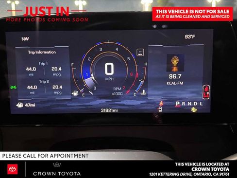 Used 2024 Chevrolet Traverse LT w/ Midnight/Sport Edition FWD image 10