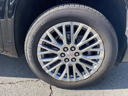 Used 2024 GMC Acadia Denali w/ Super Cruise Package image 33