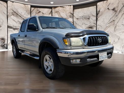 Used 2003 Toyota Tacoma PreRunner RWD image 3