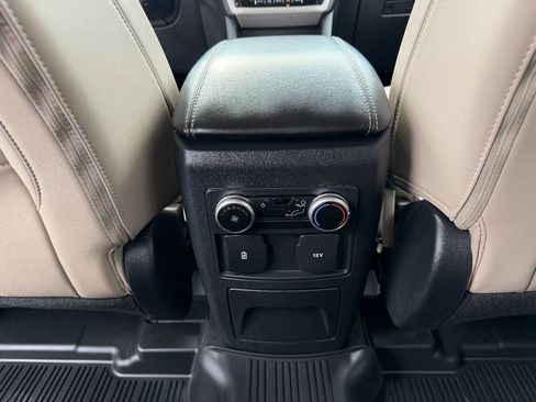 Used 2023 Ford Explorer XLT w/ Equipment Group 202A RWD image 16