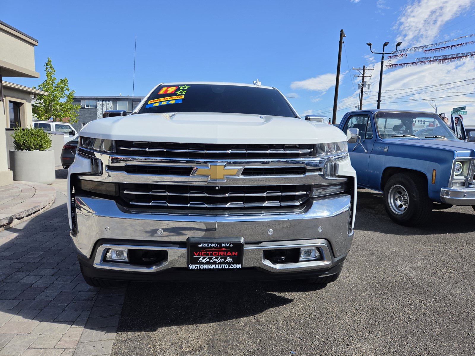 Used 2019 Chevrolet Silverado 1500 LTZ w/ LTZ Plus Package AWD/4WD image 4