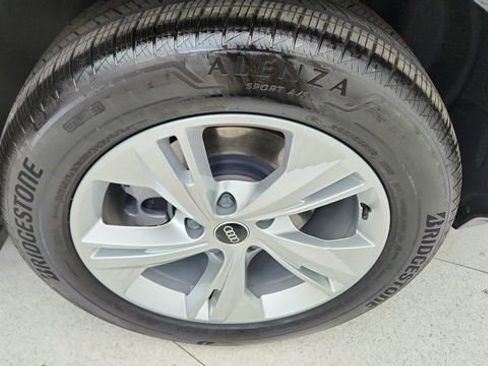 Used 2025 Audi Q6 e-tron Premium w/ Convenience Package image 55