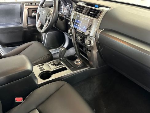 Used 2024 Toyota 4Runner SR5 image 18