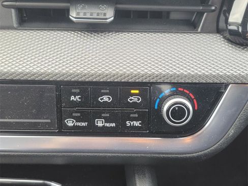 Used 2024 Kia Sportage LX image 20