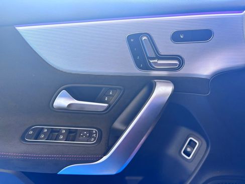 Used 2022 Mercedes-Benz A 220 4MATIC image 18