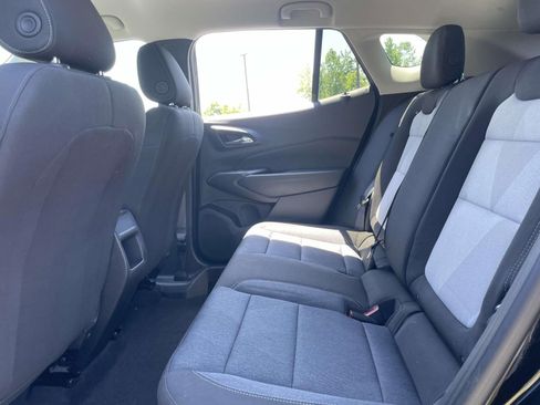 Used 2024 Chevrolet Trax LS FWD image 9