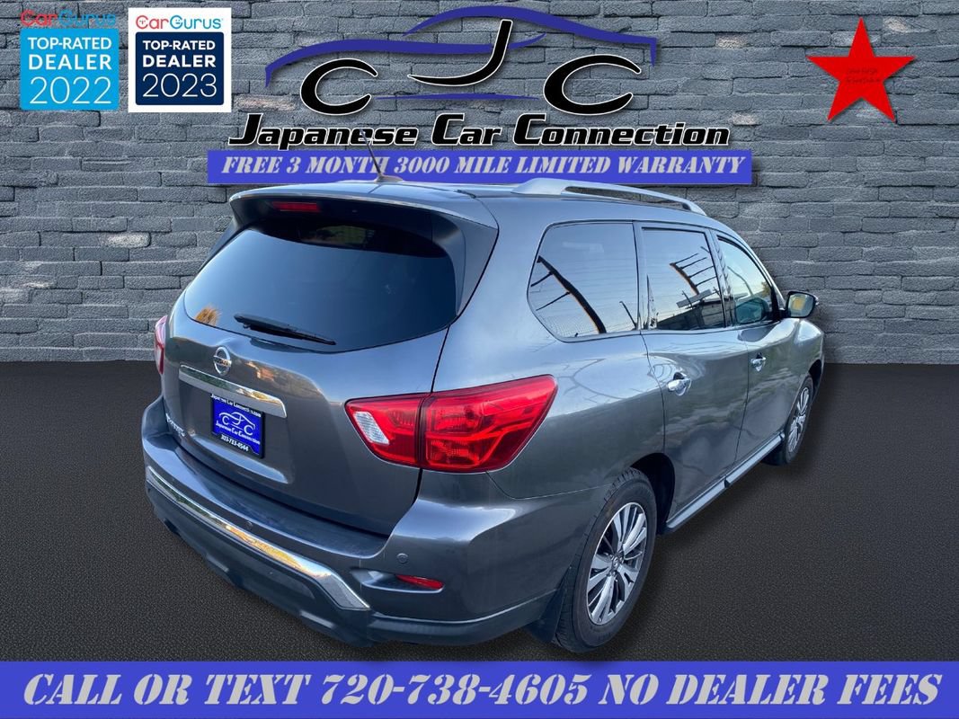 Used 2018 Nissan Pathfinder SV w/ SV All Weather Package AWD/4WD image 10