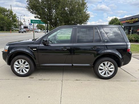 Used 2015 Land Rover LR2 AWD/4WD image 8