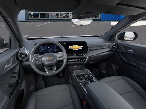 New 2027 Chevrolet Equinox LT w/ Convenience Package II FWD image 15