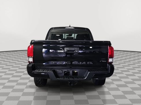 Used 2022 Toyota Tacoma SR5 w/ Technology Package RWD image 7