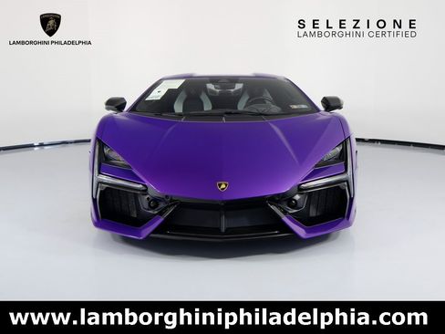 Used 2024 Lamborghini Revuelto Base image 2
