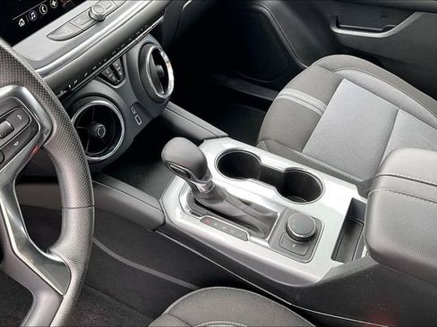 Used 2023 Chevrolet Blazer LT image 15