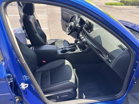 Used 2022 Honda Civic Touring image 25