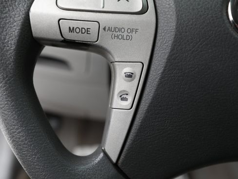 Used 2008 Toyota Camry LE image 19