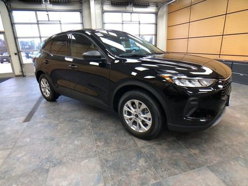 New 2026 Ford Escape Active w/ Cold Weather Package FWD image 1