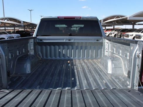 Used 2024 GMC Sierra 1500 SLE image 6