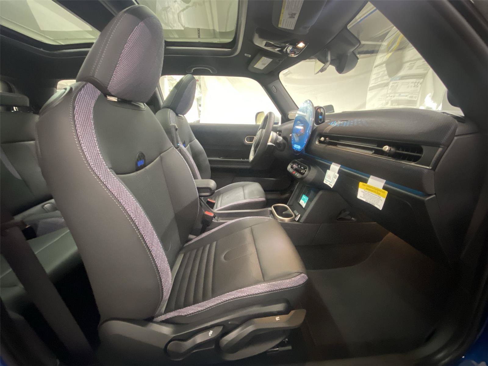 New 2026 MINI Cooper 2-Door Hardtop FWD image 30