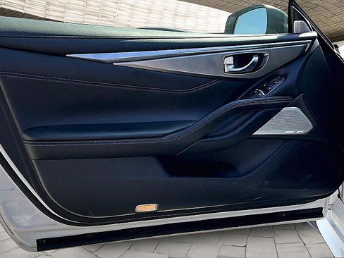 Used 2018 INFINITI Q60 3.0t Luxe image 33