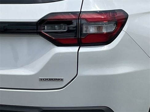 New 2025 Honda Pilot Touring image 6