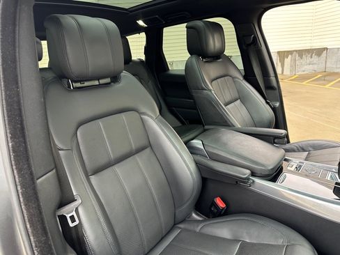Used 2018 Land Rover Range Rover Sport HSE image 26