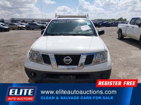 Used 2018 Nissan Frontier S image 11