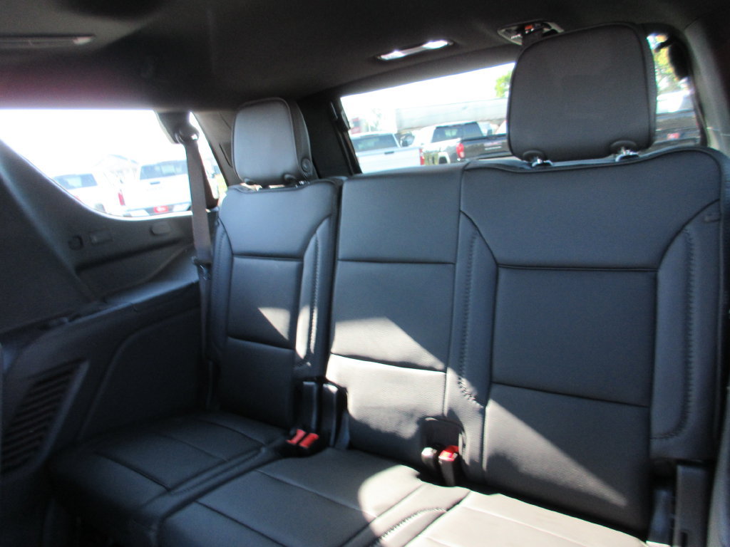 Certified 2026 GMC Yukon Denali w/ Sun & Power Step Package AWD/4WD image 25
