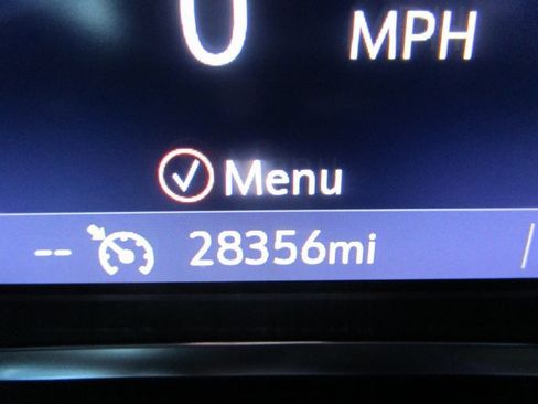 Used 2023 Chevrolet Equinox RS image 13