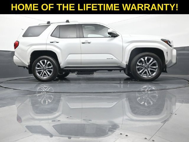 Used 2025 Toyota 4Runner Limited AWD/4WD image 51