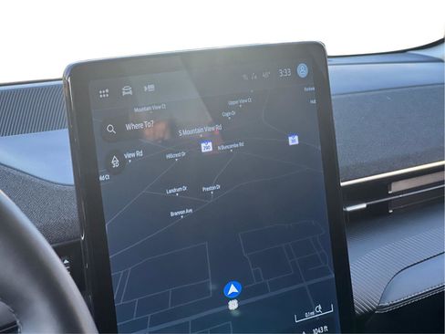 Used 2021 Ford Mustang Mach-E Premium image 17