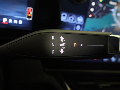 New 2026 Chevrolet Equinox EV RS image 31