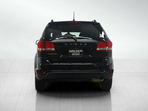 Used 2019 Dodge Journey SE w/ Connectivity Group image 4