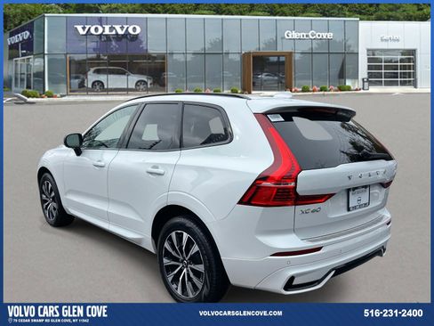 Certified 2024 Volvo XC60 B5 Core w/ Protection Package Premier AWD/4WD image 4