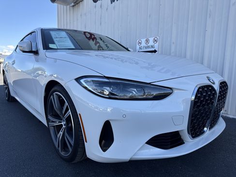 Used 2024 BMW 430i Coupe w/ Convenience Package image 48