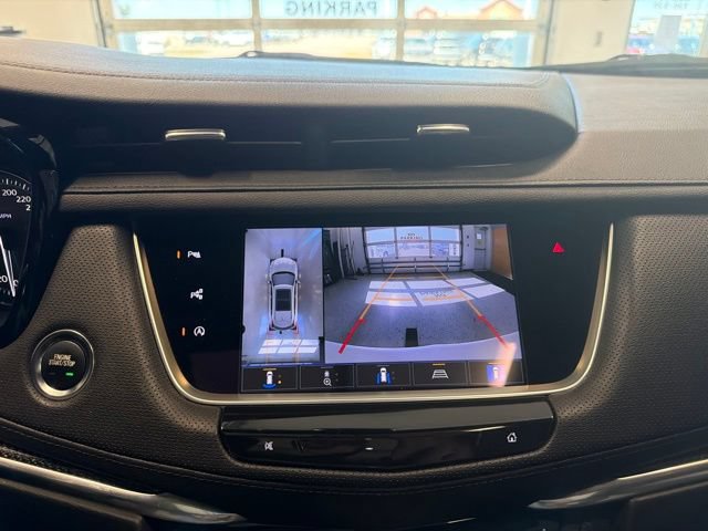 Used 2023 Cadillac XT5 Sportv w/ Technology Package AWD/4WD image 4