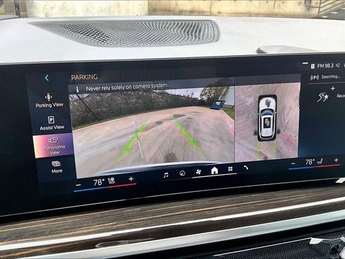 Used 2024 BMW X5 sDrive40i w/ Premium Package image 30